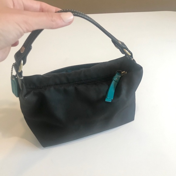 Coach small black nylon purse - Picture 4 of 9